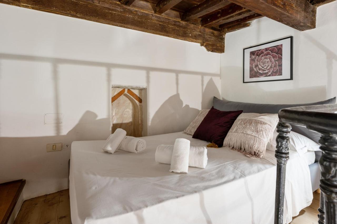 Palazzo Pitti Apartment With Terrace Florence Luaran gambar