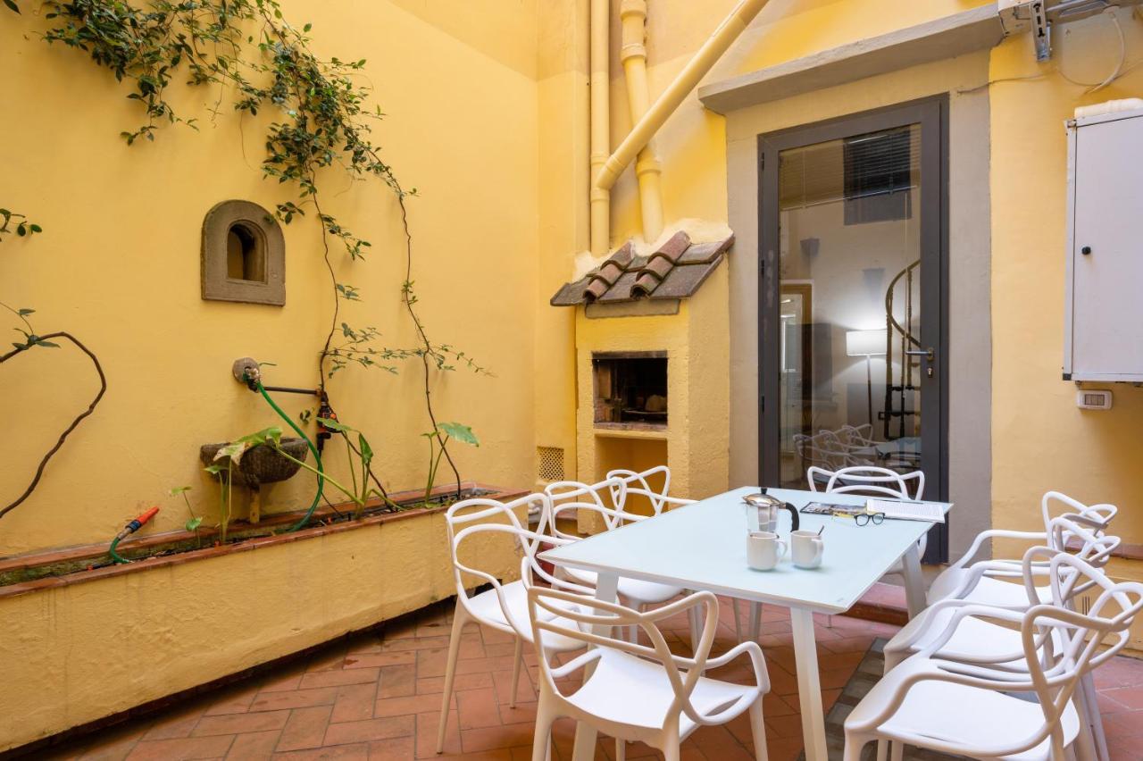 Palazzo Pitti Apartment With Terrace Florence Luaran gambar